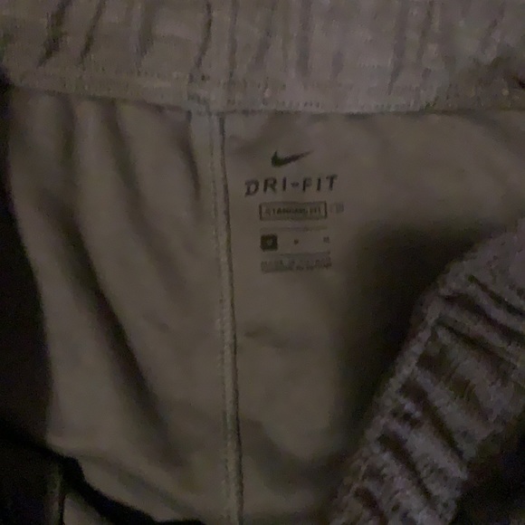 Men’s Nike Grey Dri fit Yoga Pants. Size medium. Only worn once - Picture 4 of 4